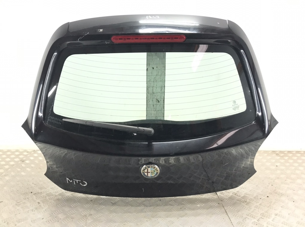 Крышка багажника для Alfa Romeo MiTo, 2009 г. 1.4 i бензин б/у