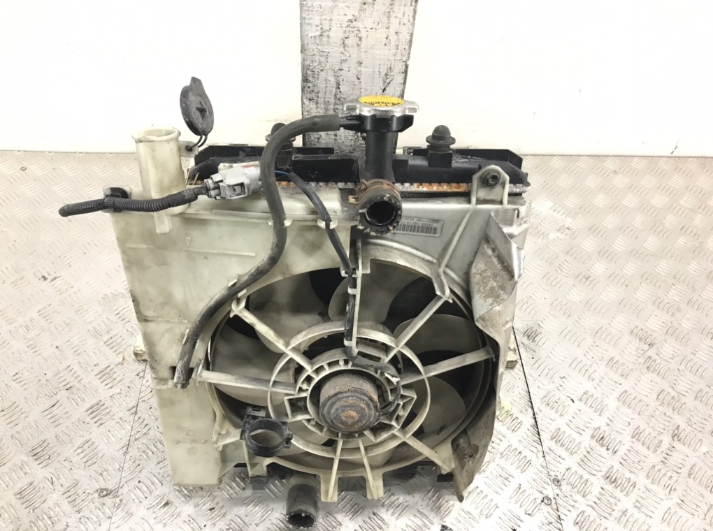 Кассета радиаторов для Toyota Aygo, 2006 г. 1.0 i бензин б/у — фото 2
