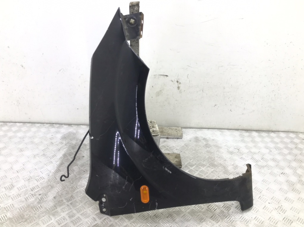 Крыло переднее правое для Ford Fiesta, 2006 г. 1.4 TDCi дизель б/у