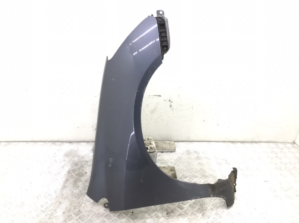 Крыло переднее правое для Honda Civic, 2004 г. 1.6 i бензин б/у