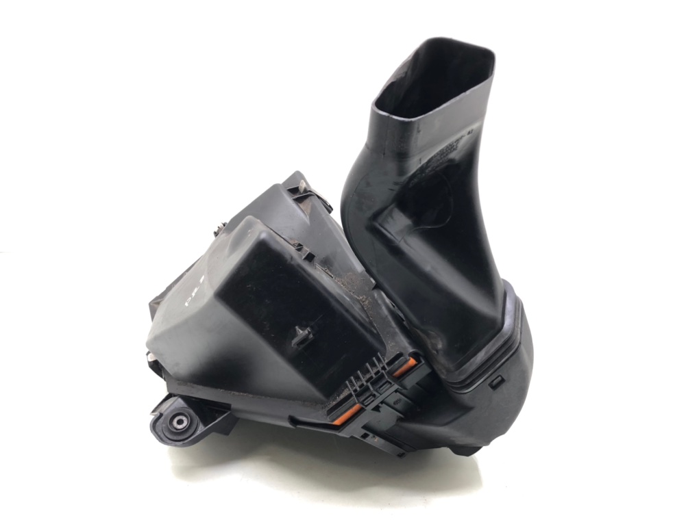 Корпус воздушного фильтра для BMW 1 E87/E81/E82/E88, 2007 г. 2.0 TD дизель б/у