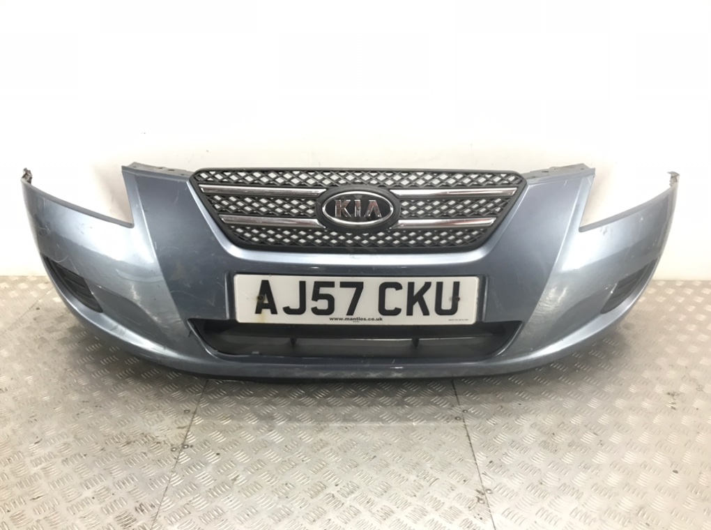 Бампер передний для Kia Ceed, 2007 г. 1.6 CRDi дизель б/у
