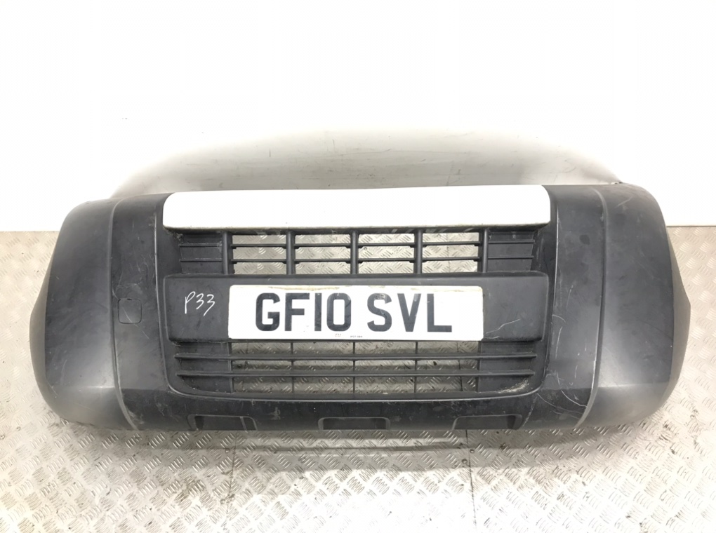 Бампер передний для Peugeot Bipper, 2010 г. 1.4 HDi дизель б/у