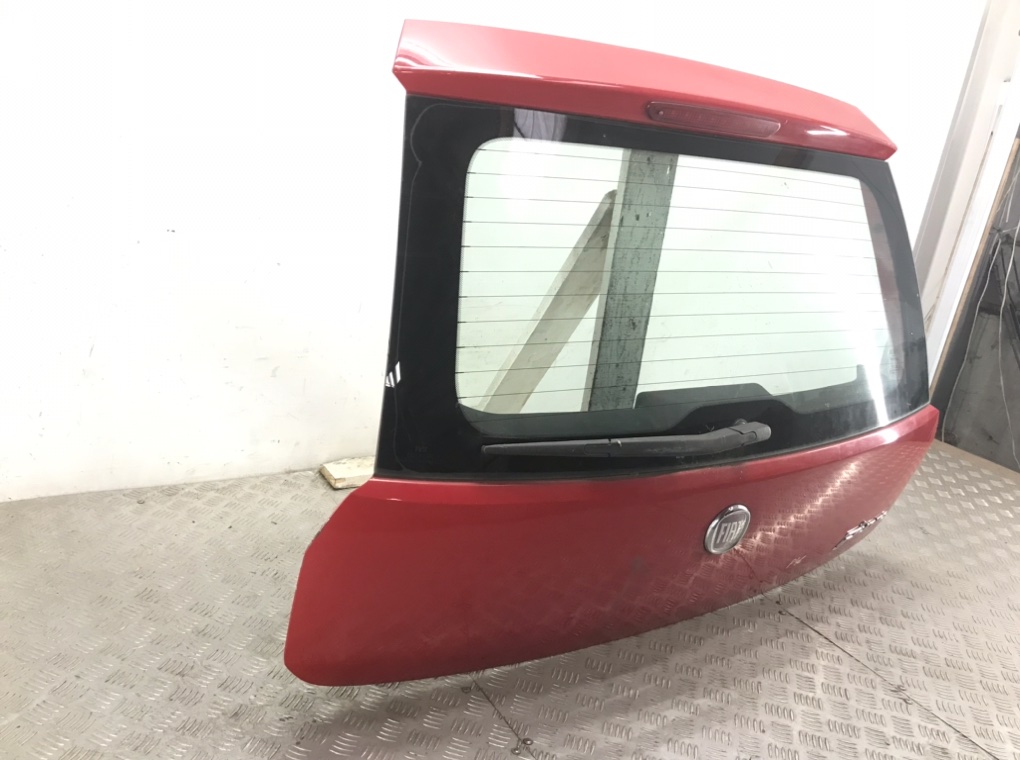 Крышка багажника для Fiat Punto, 2009 г. 1.4 i бензин б/у — фото 4