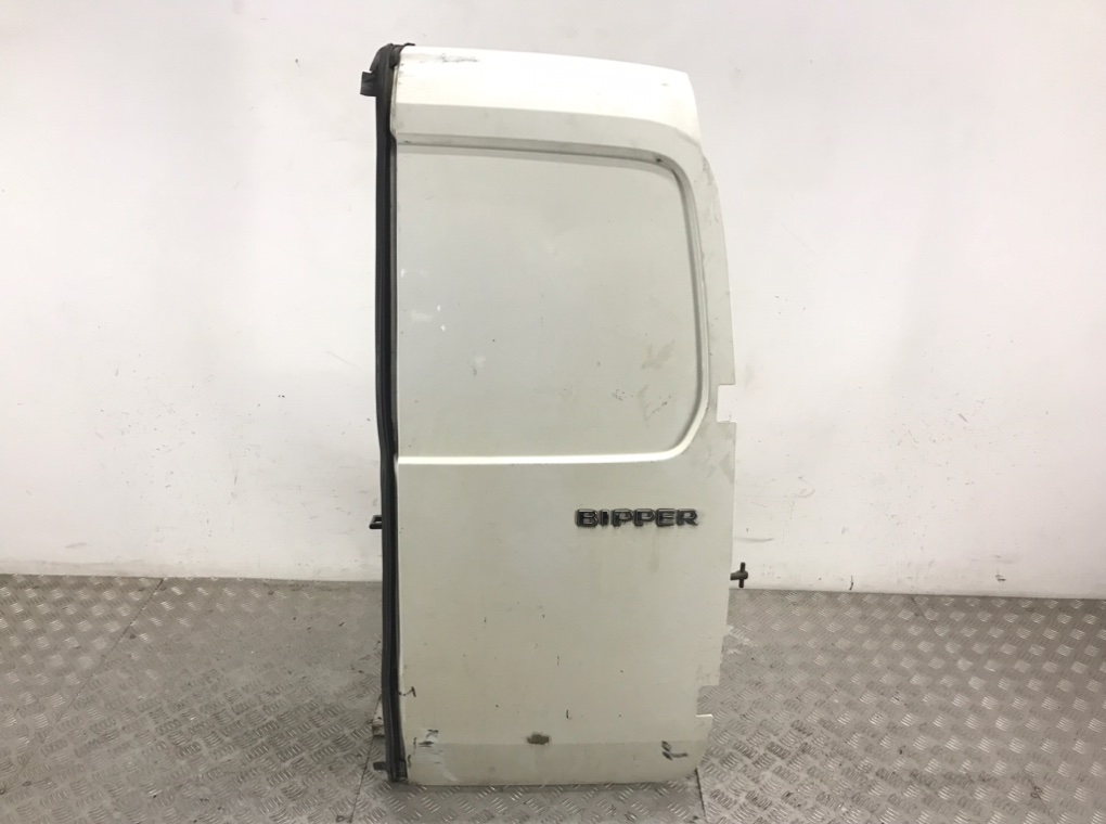 Дверь задняя распашная правая для Peugeot Bipper, 2010 г. 1.4 HDi дизель б/у