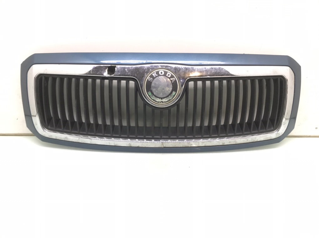 Решетка радиатора для Skoda Fabia, 2003 г. 1.4 i бензин б/у