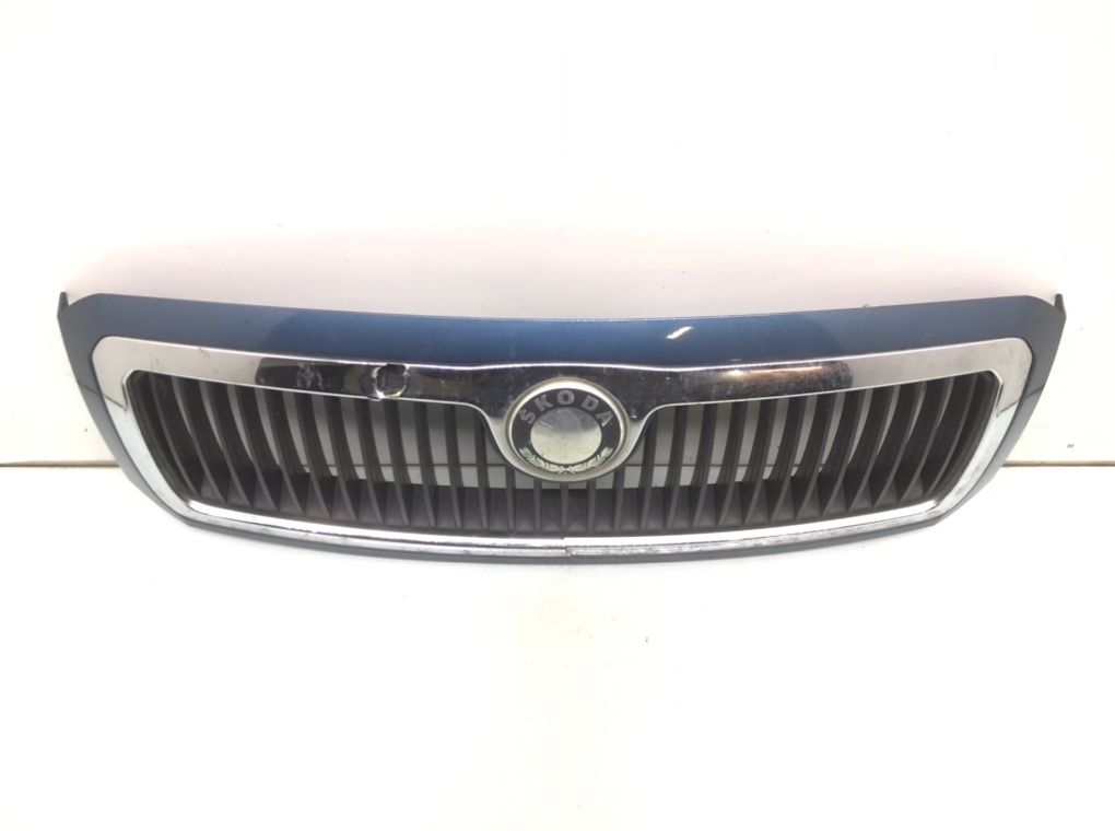 Решетка радиатора для Skoda Fabia, 2003 г. 1.4 i бензин б/у — фото 2