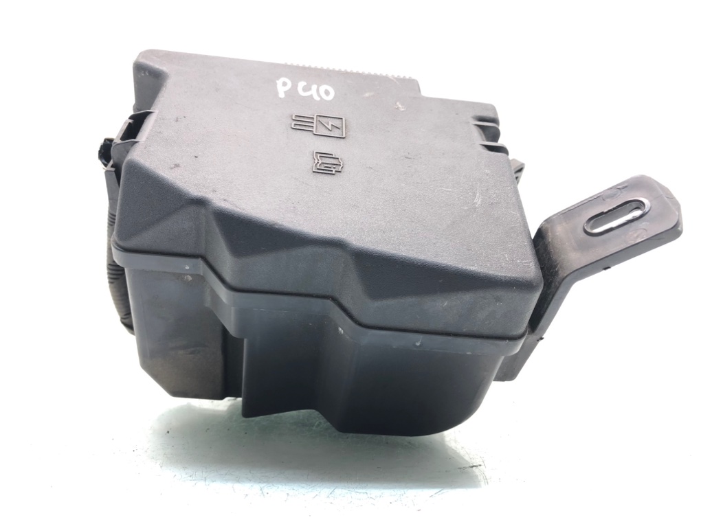 Блок предохранителей для Ford Fiesta, 2009 г. 1.4 TDCi дизель б/у — фото 5