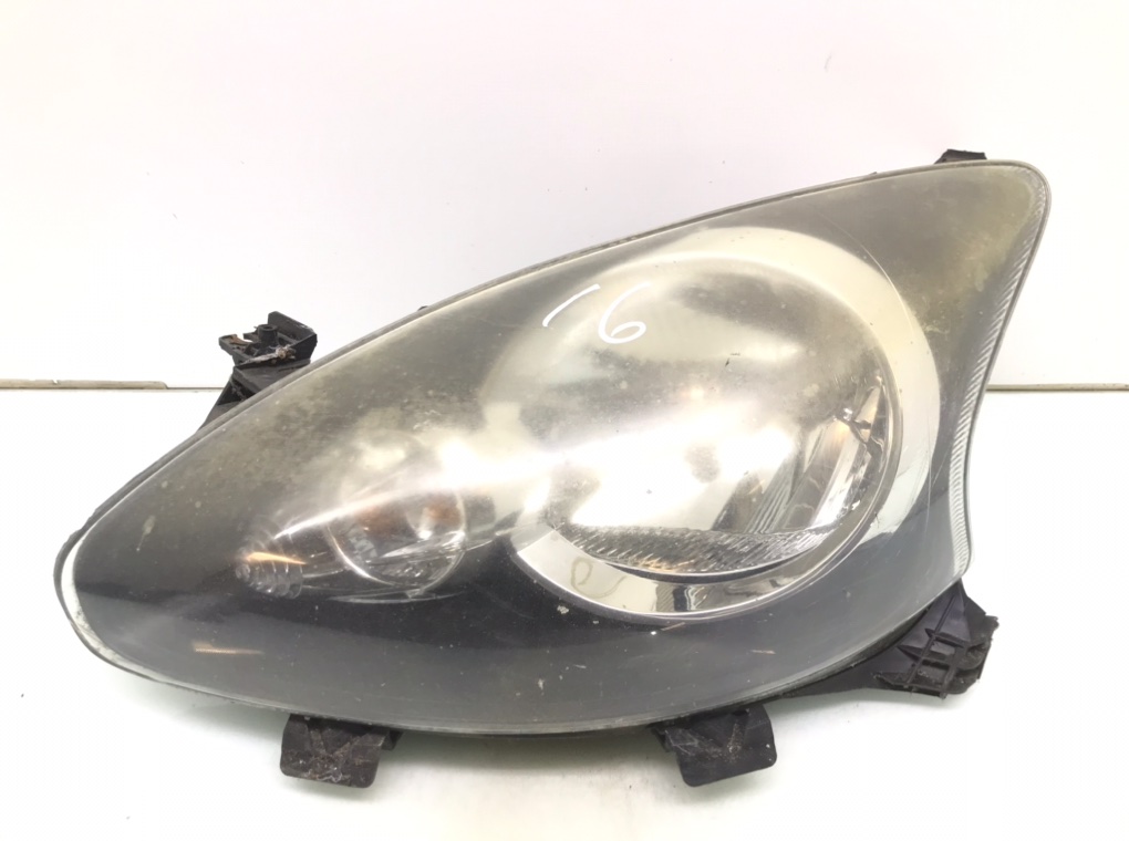 Фара левая для Toyota Aygo, 2007 г. 1.0 i бензин б/у