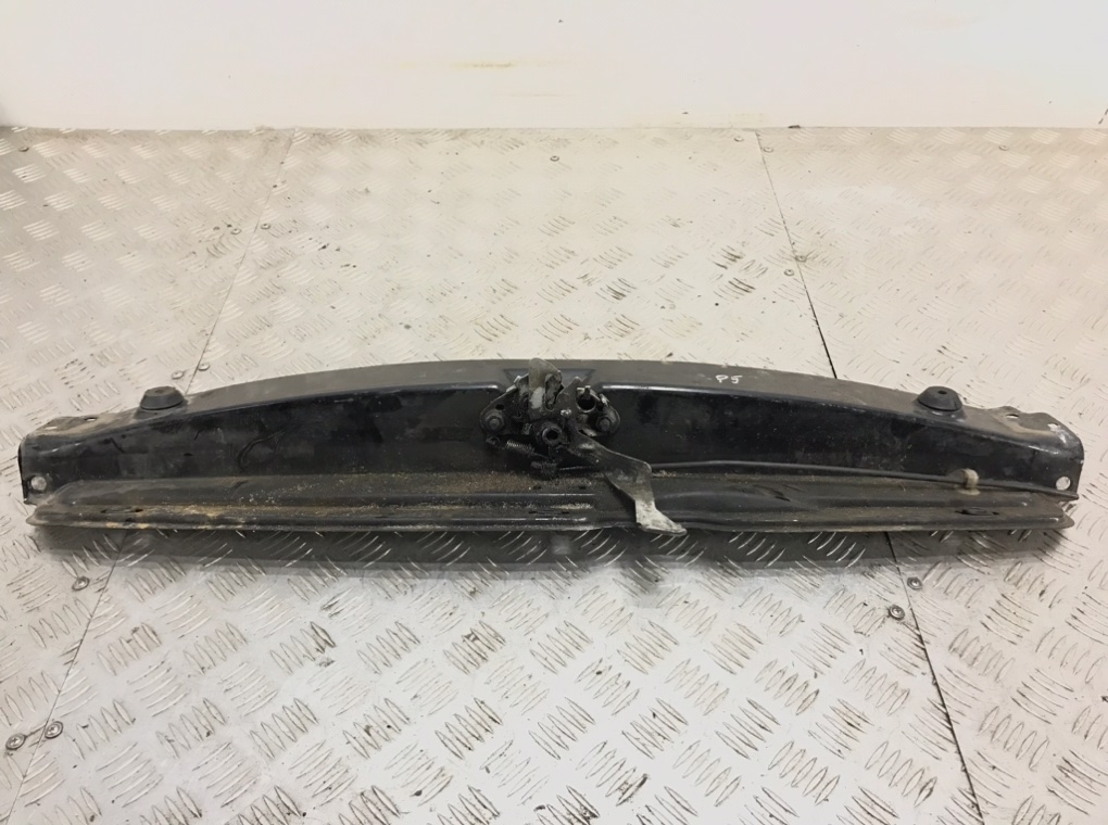 Планка под капот для Citroen Xsara Picasso, 2009 г. 1.6 HDi дизель б/у