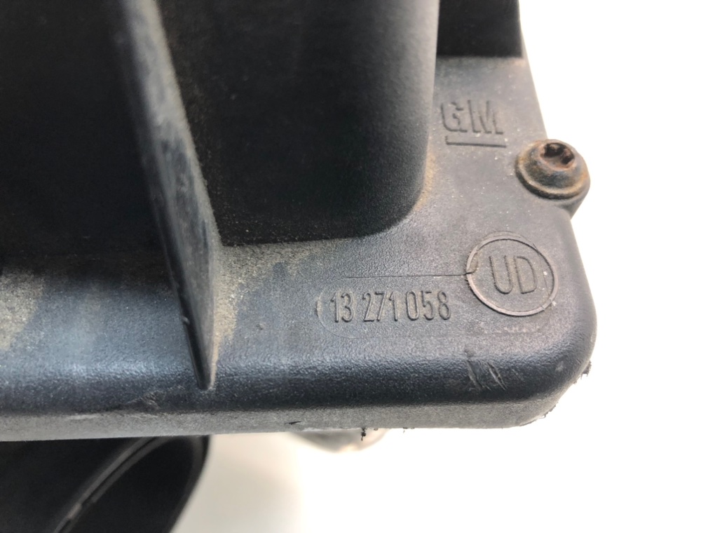 Корпус воздушного фильтра для Opel Astra, 2008 г. 1.3 CDTi дизель б/у — фото 7