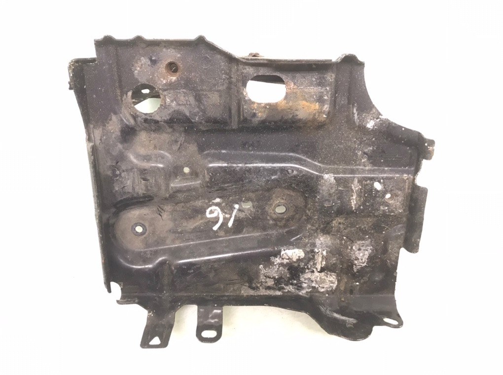 Полка аккумулятора для Toyota Aygo, 2007 г. 1.0 i бензин б/у