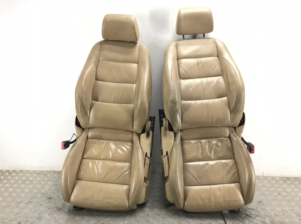 Салон (комплект сидений) для Volkswagen Golf, 2004 г. 2.0 TDi дизель б/у
