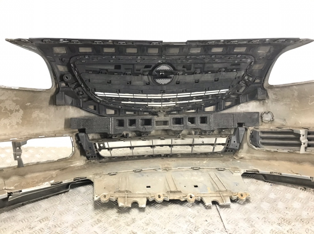 Бампер передний для Opel Insignia, 2012 г. 2.0 CDTi дизель б/у — фото 7