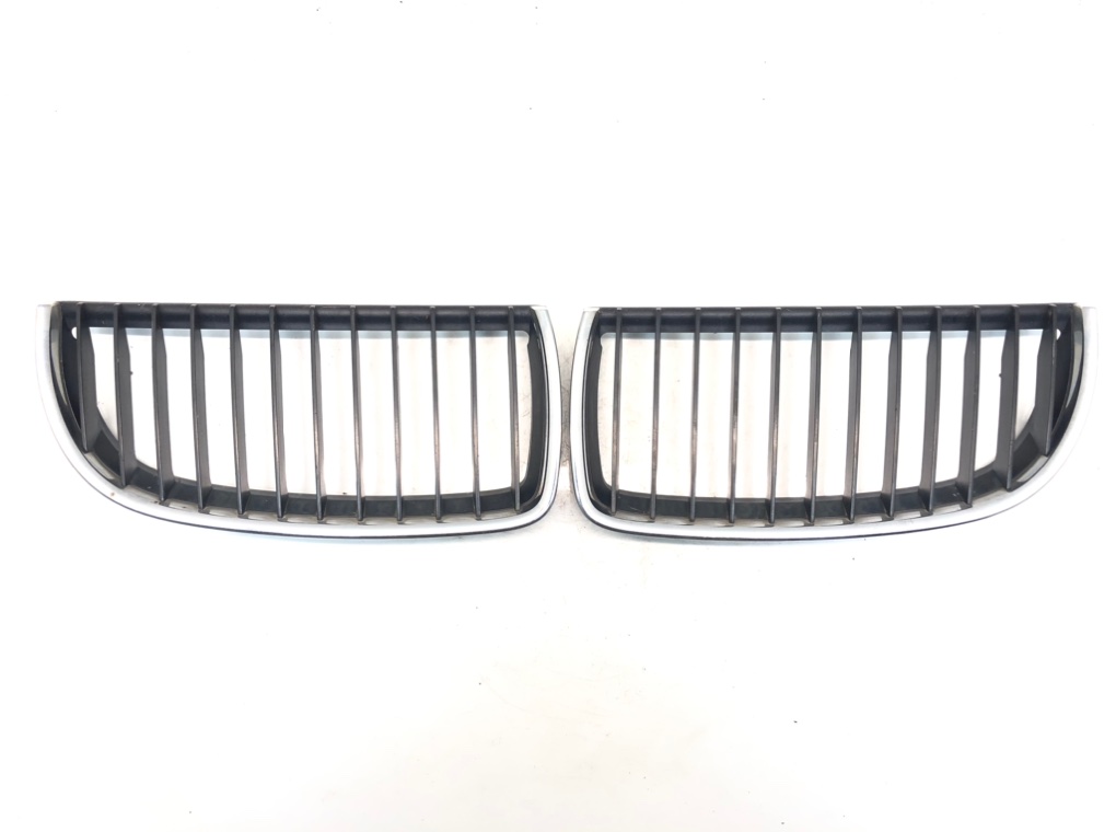 Решетка радиатора для BMW 3 E90/E91/E92/E93, 2006 г. 2.0 i бензин б/у