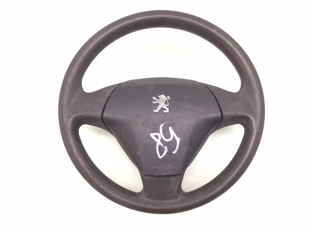 Руль для Peugeot Bipper, 2012 г. 1.3 HDi дизель б/у