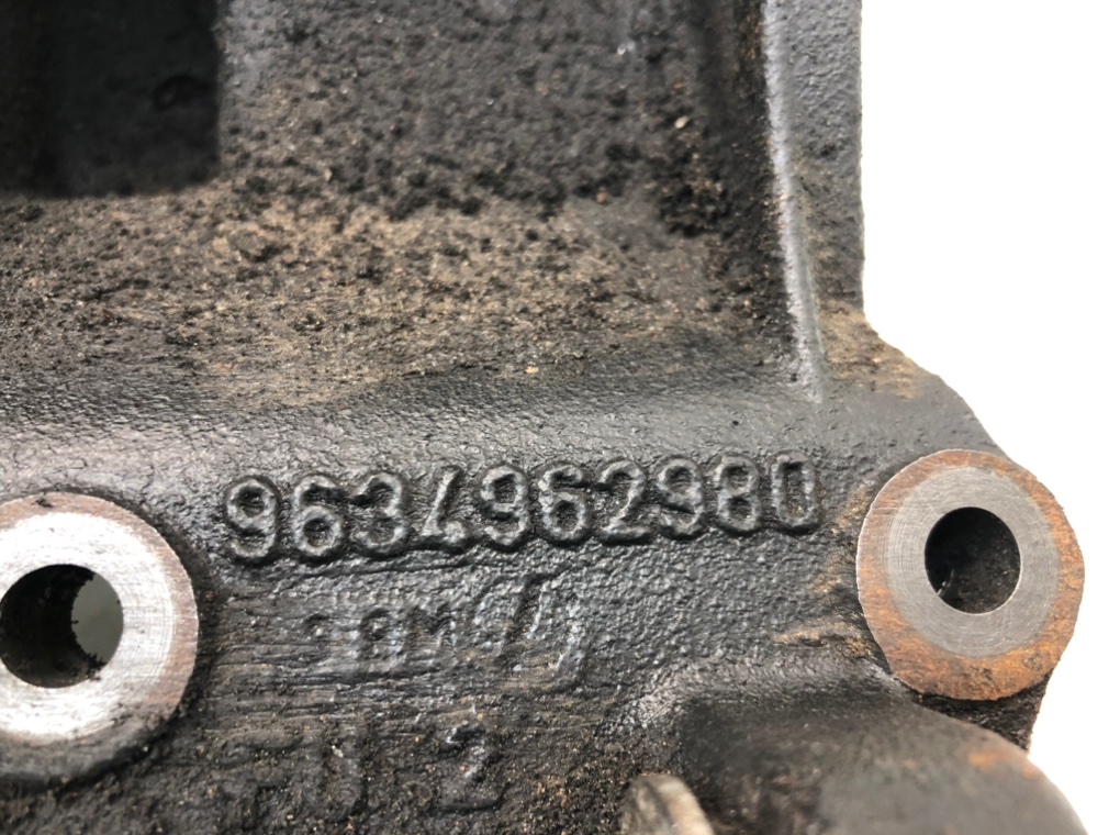Кронштейн генератора для Peugeot Partner, 2000 г. 1.9 D дизель б/у — фото 7