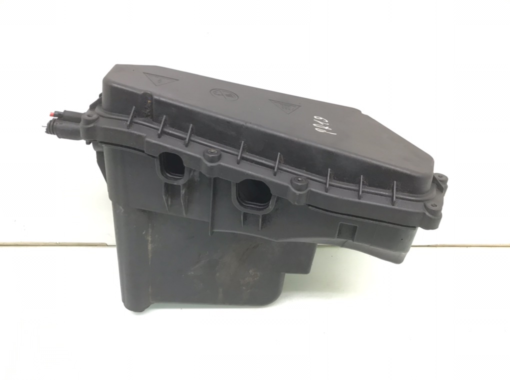 Блок предохранителей для BMW 1 F20/F21, 2012 г. 2.0 TD дизель б/у — фото 3