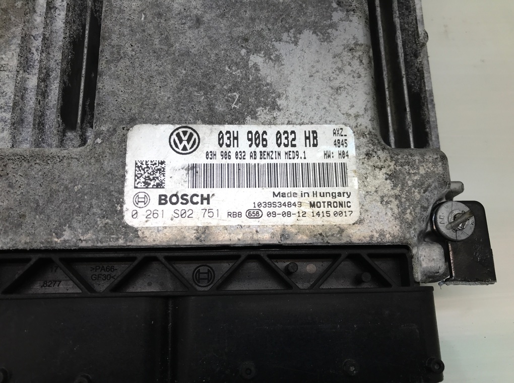 Блок управления двигателем для Volkswagen Passat, 2010 г. 3.2 FSI бензин б/у — фото 4