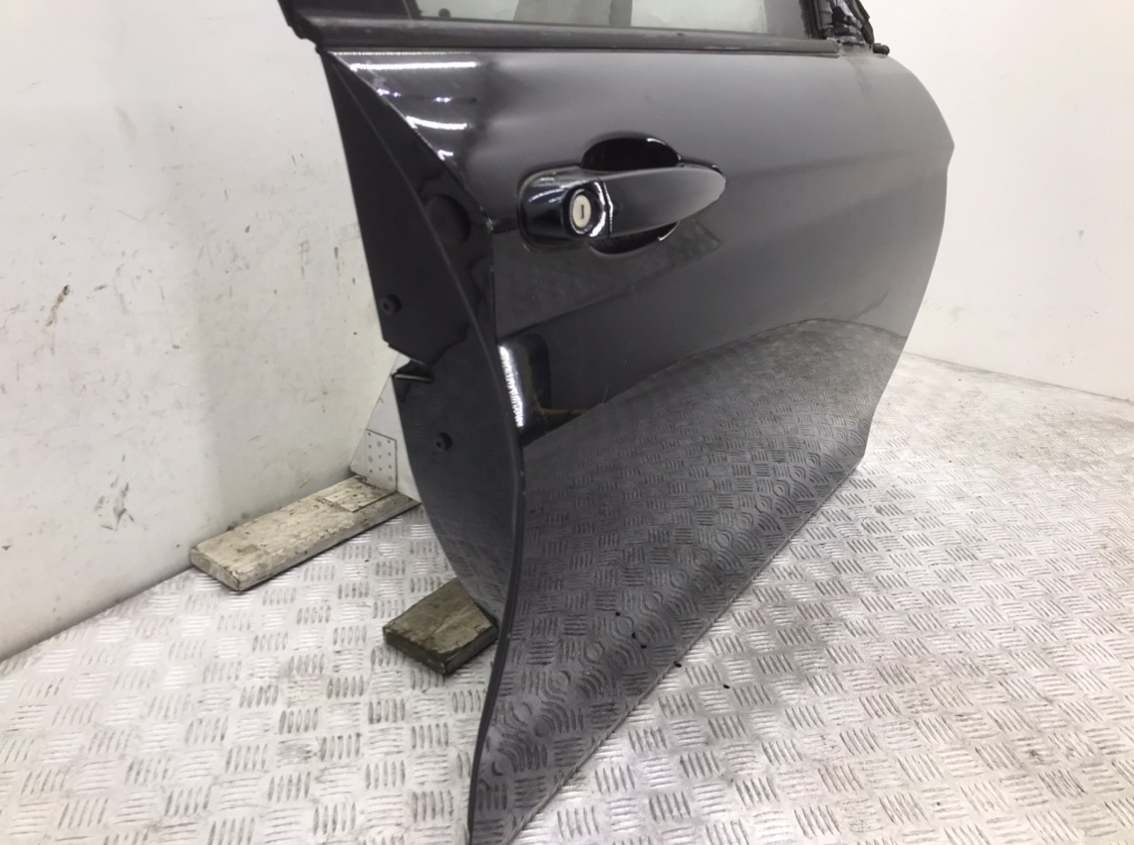 Дверь передняя правая для BMW 1 F20/F21, 2012 г. 2.0 TD дизель б/у — фото 2