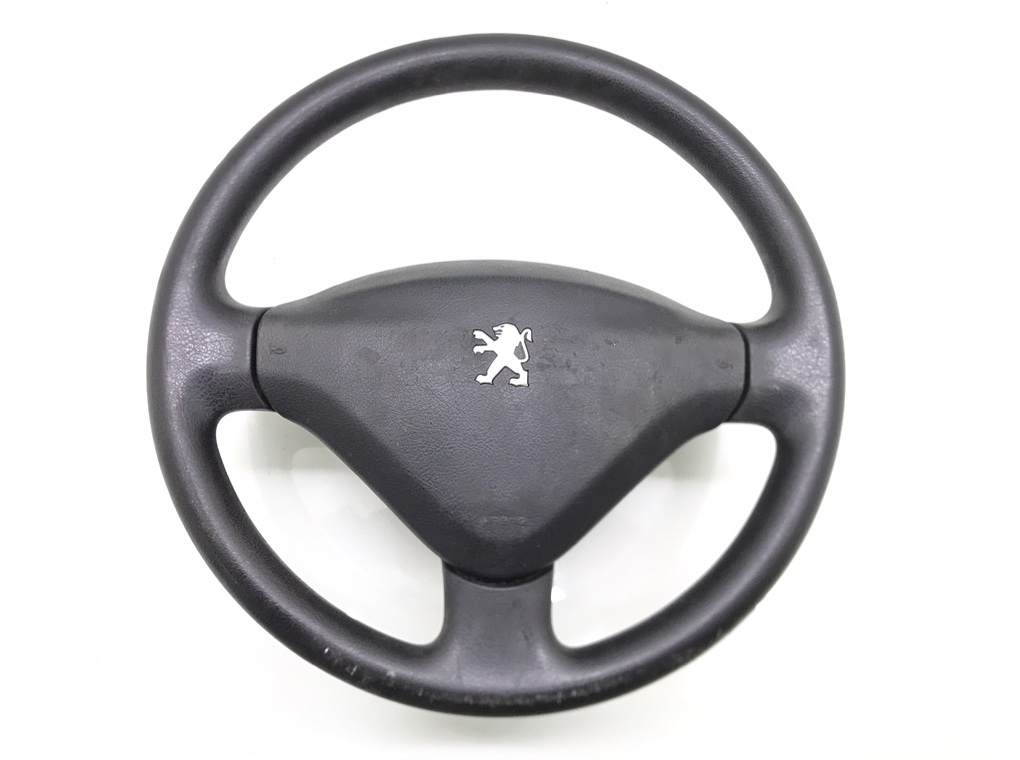 Руль для Peugeot 207, 2008 г. 1.4 i бензин б/у