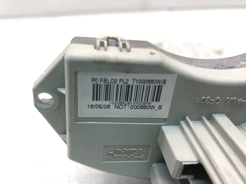 Сопротивление печки для BMW 3 E90/E91/E92/E93, 2008 г. 2.0 TD дизель б/у — фото 4