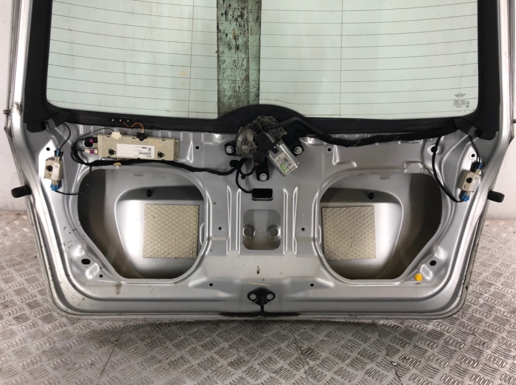 Крышка багажника для Mini Cooper, 2007 г. 1.6 i бензин б/у — фото 4