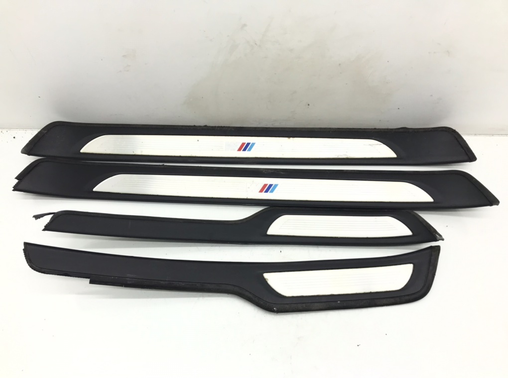 Накладка на порог для BMW 3 E90/E91/E92/E93, 2008 г. 2.0 TD дизель б/у