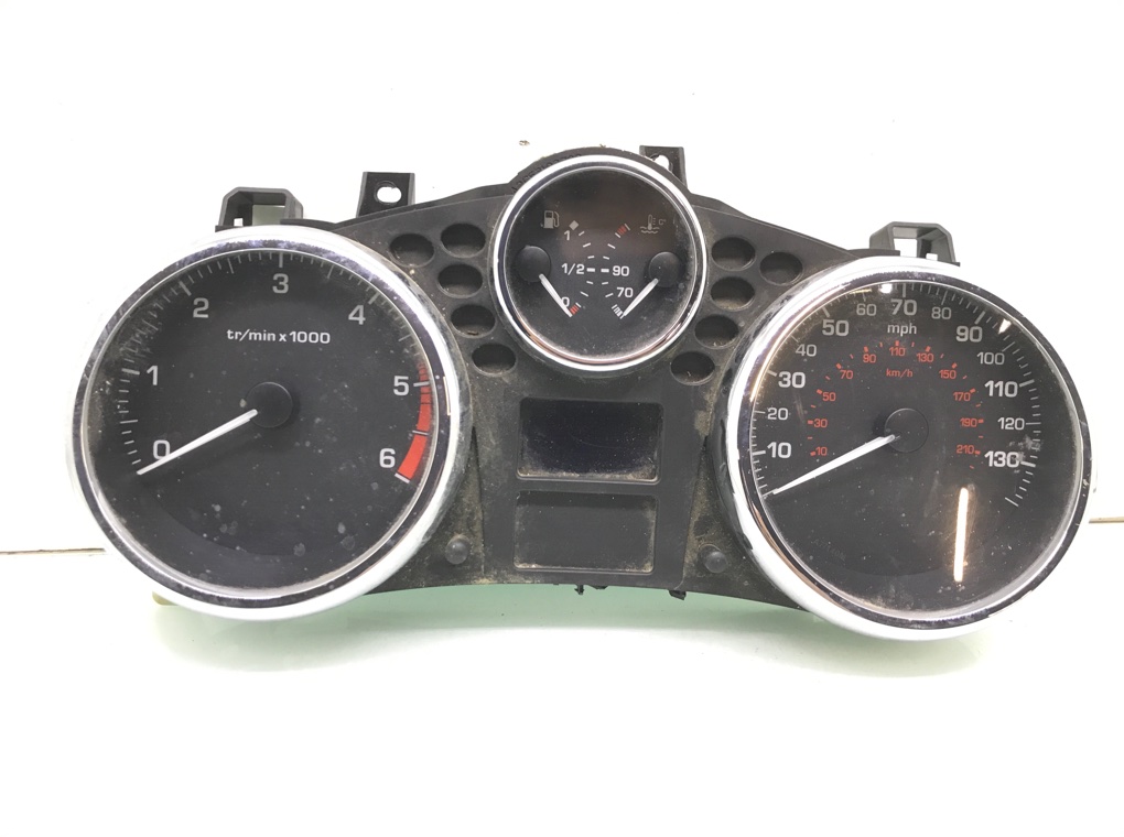 Щиток приборов (приборная панель) для Peugeot 207, 2007 г. 1.6 HDi дизель б/у