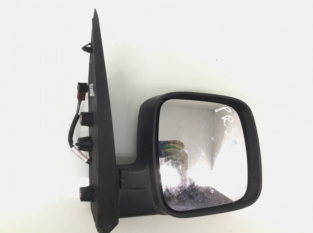 Зеркало наружное правое для Peugeot Bipper, 2012 г. 1.3 HDi дизель б/у