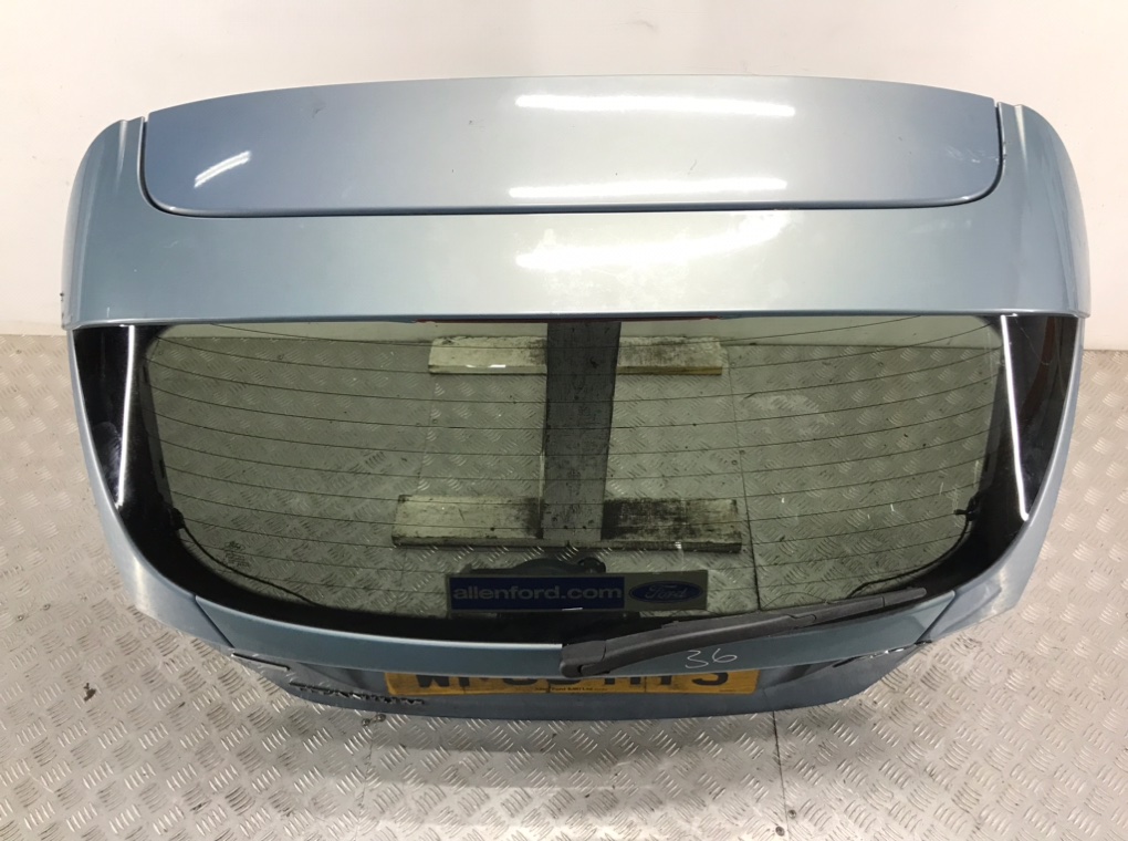 Крышка багажника для Ford Fiesta, 2009 г. 1.6 TDCi дизель б/у — фото 2