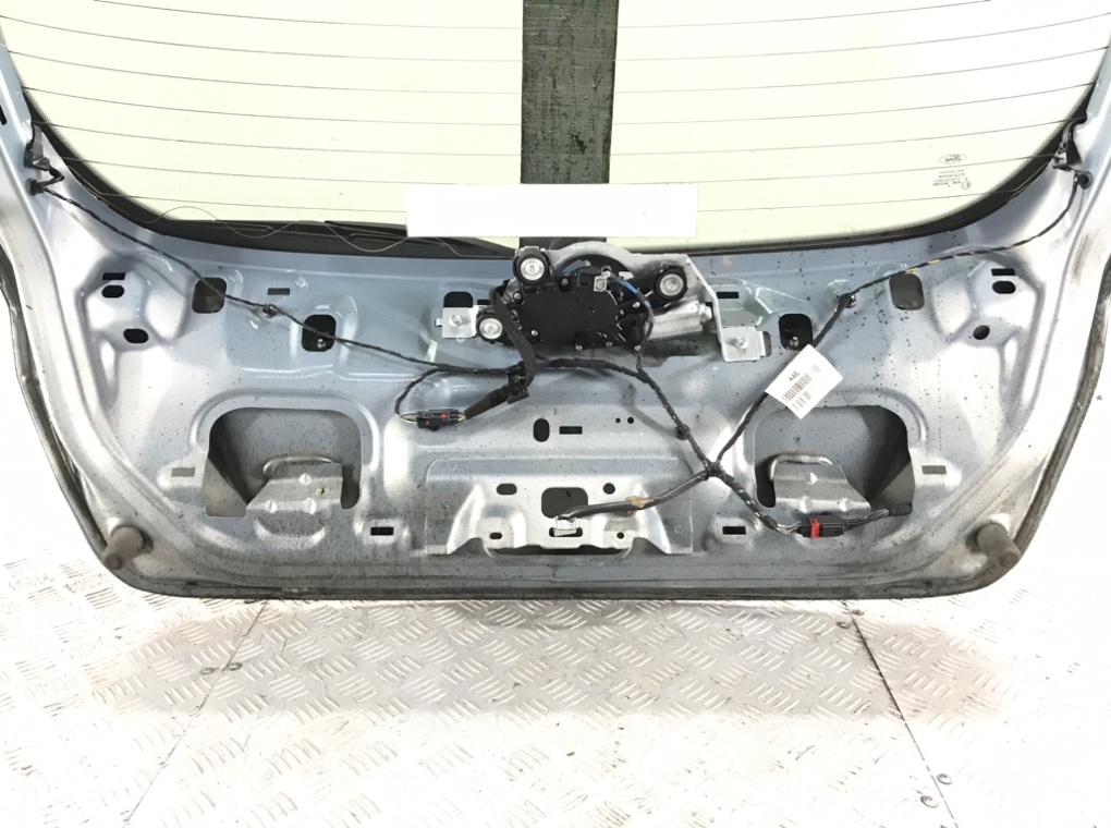 Крышка багажника для Ford Fiesta, 2009 г. 1.6 TDCi дизель б/у — фото 8