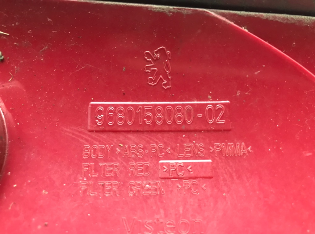 Фонарь задний левый для Peugeot 207, 2010 г. 1.4 i бензин б/у — фото 8