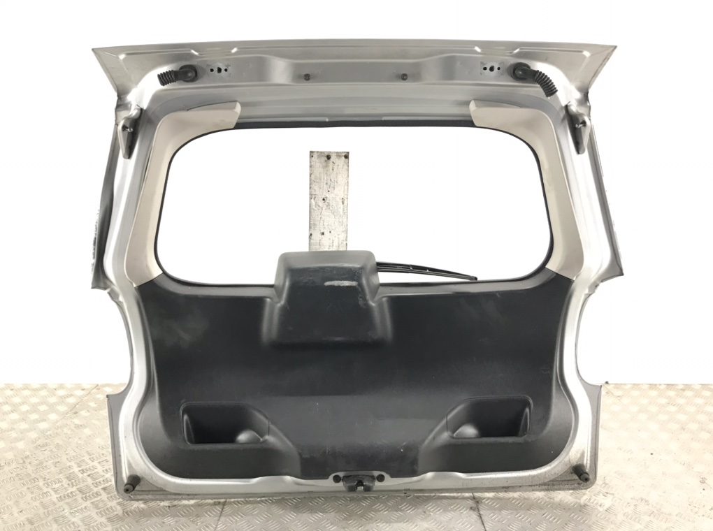 Крышка багажника для Peugeot 207, 2010 г. 1.4 i бензин б/у — фото 5