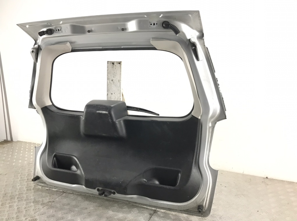 Крышка багажника для Peugeot 207, 2010 г. 1.4 i бензин б/у — фото 7