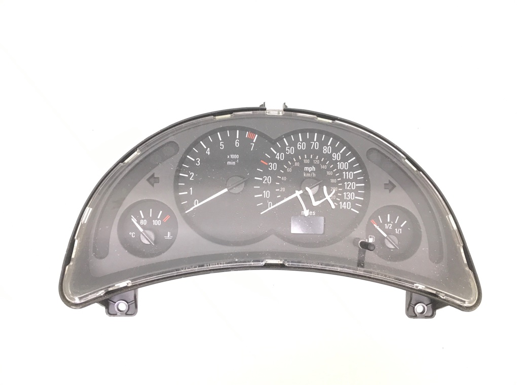 Щиток приборов (приборная панель) для Opel Corsa, 2001 г. 1.2 i бензин б/у