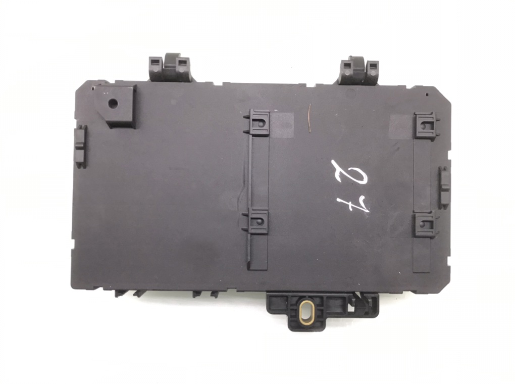 Блок предохранителей для Opel Astra, 2008 г. 1.9 CDTi дизель б/у — фото 3