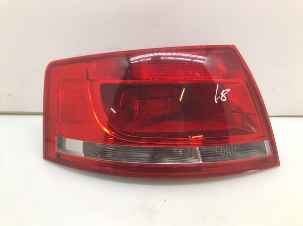 Фонарь задний левый для Audi A4, 2006 г. 1.8 Ti бензин б/у