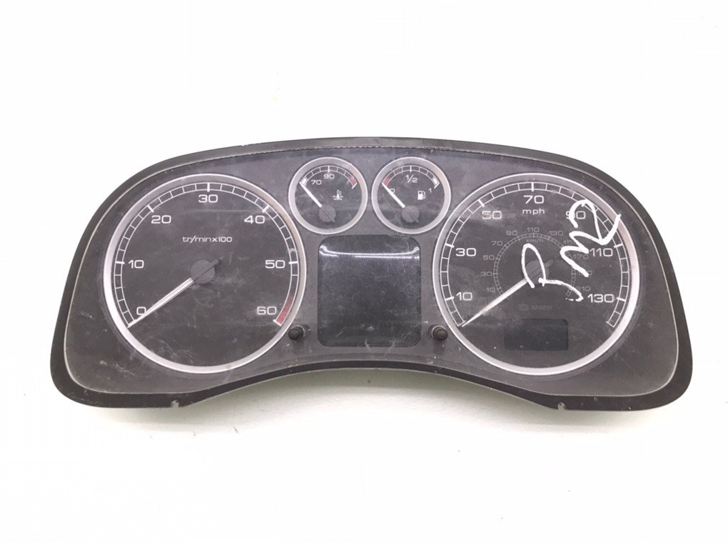 Щиток приборов (приборная панель) для Peugeot 307, 2003 г. 2.0 HDi дизель б/у