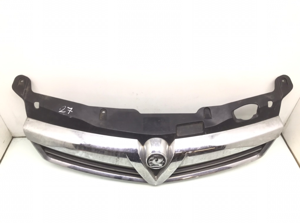 Решетка радиатора для Opel Astra, 2008 г. 1.9 CDTi дизель б/у — фото 2