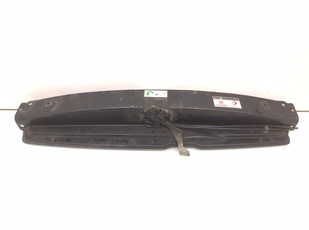Планка под капот для Citroen Xsara Picasso, 2005 г. 1.6 i бензин б/у