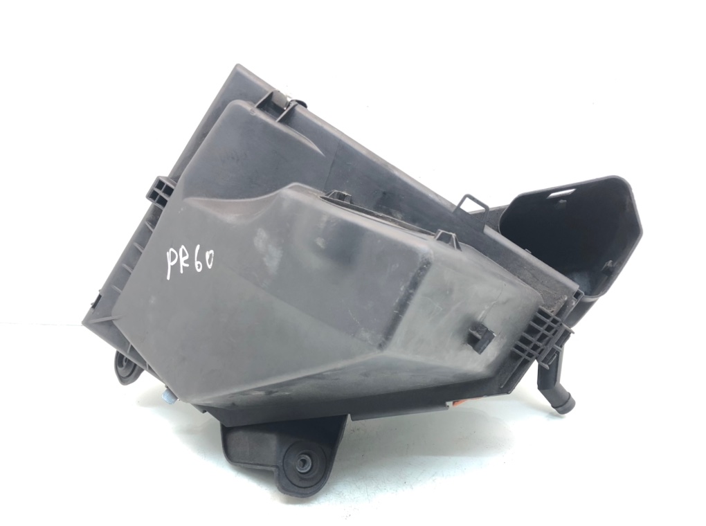 Корпус воздушного фильтра для BMW 3 E90/E91/E92/E93, 2010 г. 2.0 TD дизель б/у