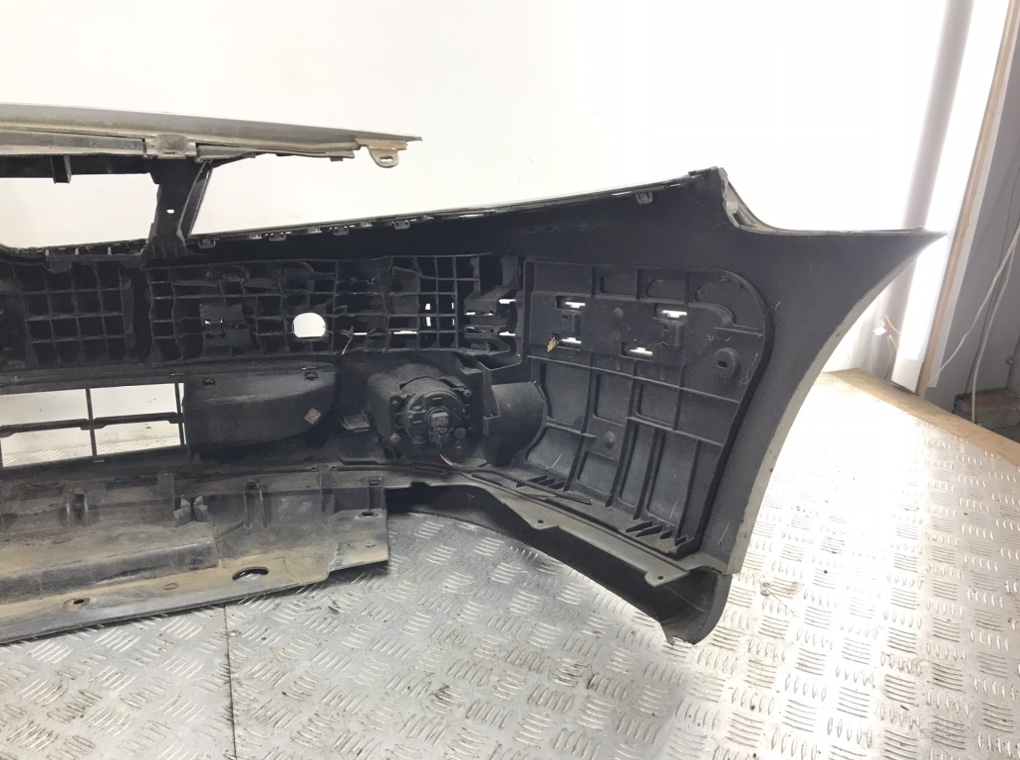 Бампер передний для Renault Laguna, 2007 г. 2.0 DCi дизель б/у — фото 8