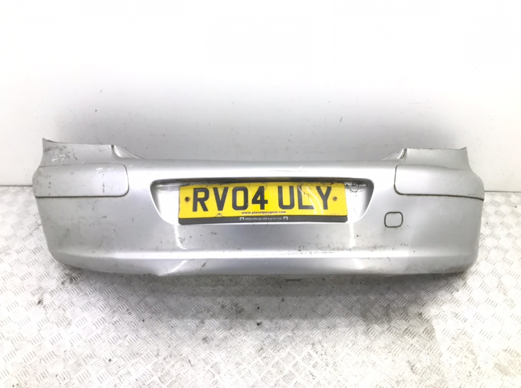 Бампер задний для Peugeot 307, 2004 г. 1.6 i бензин б/у