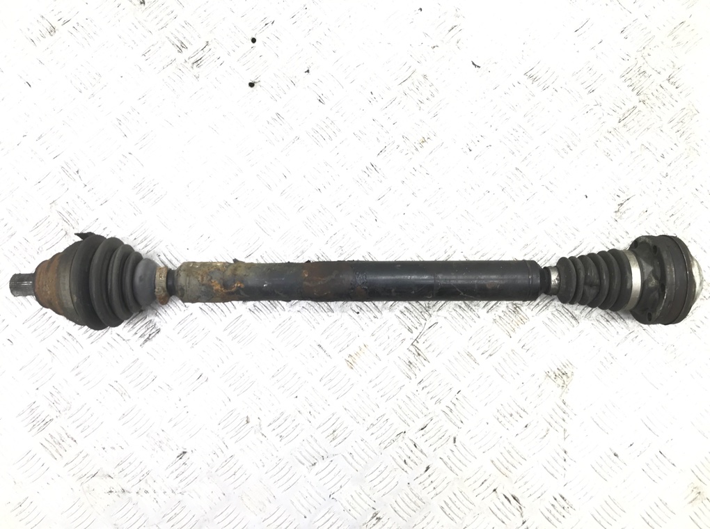 Полуось передняя правая (приводной вал, ШРУС) для Volkswagen Golf, 2008 г. 2.0 TFSI бензин б/у