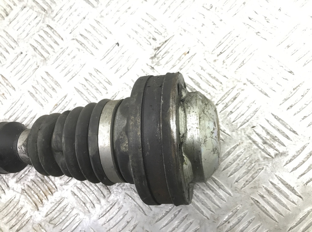 Полуось передняя правая (приводной вал, ШРУС) для Volkswagen Golf, 2008 г. 2.0 TFSI бензин б/у — фото 3