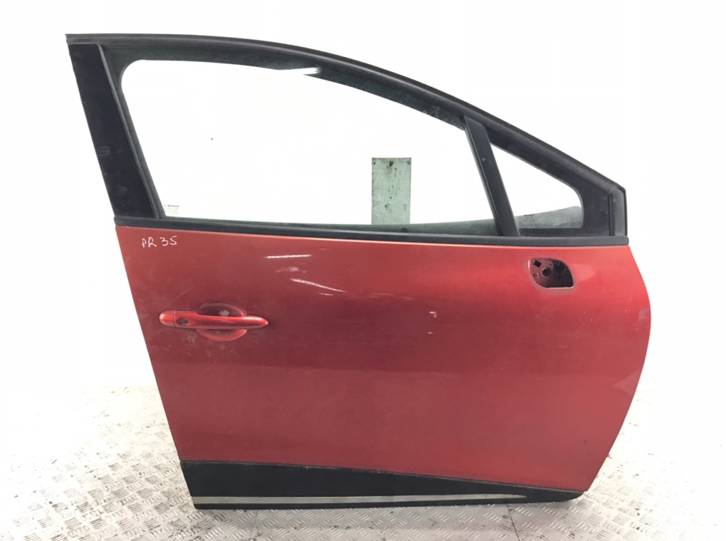 Дверь передняя правая для Renault Clio, 2013 г. 0.9 TCE бензин б/у