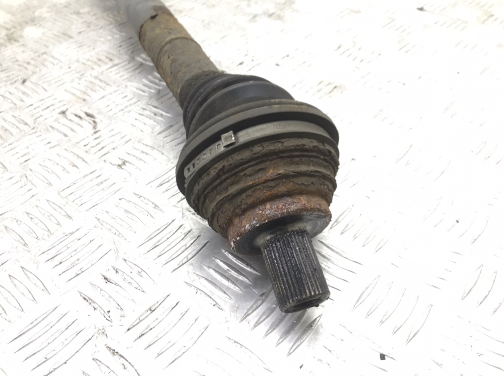 Полуось передняя правая (приводной вал, ШРУС) для Volkswagen Golf, 2008 г. 1.9 TDi дизель б/у — фото 2