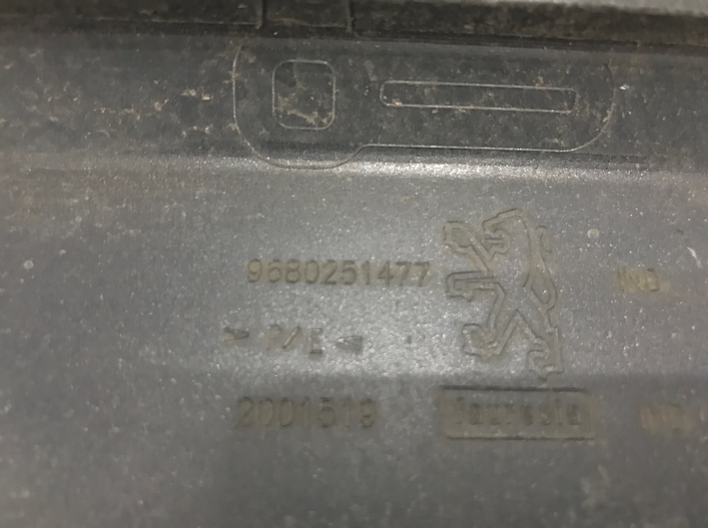 Бампер задний для Peugeot 207, 2012 г. 1.4 i бензин б/у — фото 8