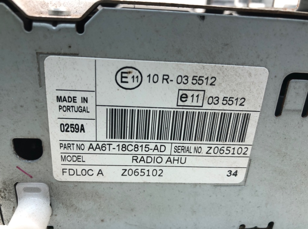 Магнитола для Ford Fiesta, 2010 г. 1.4 i бензин б/у — фото 7